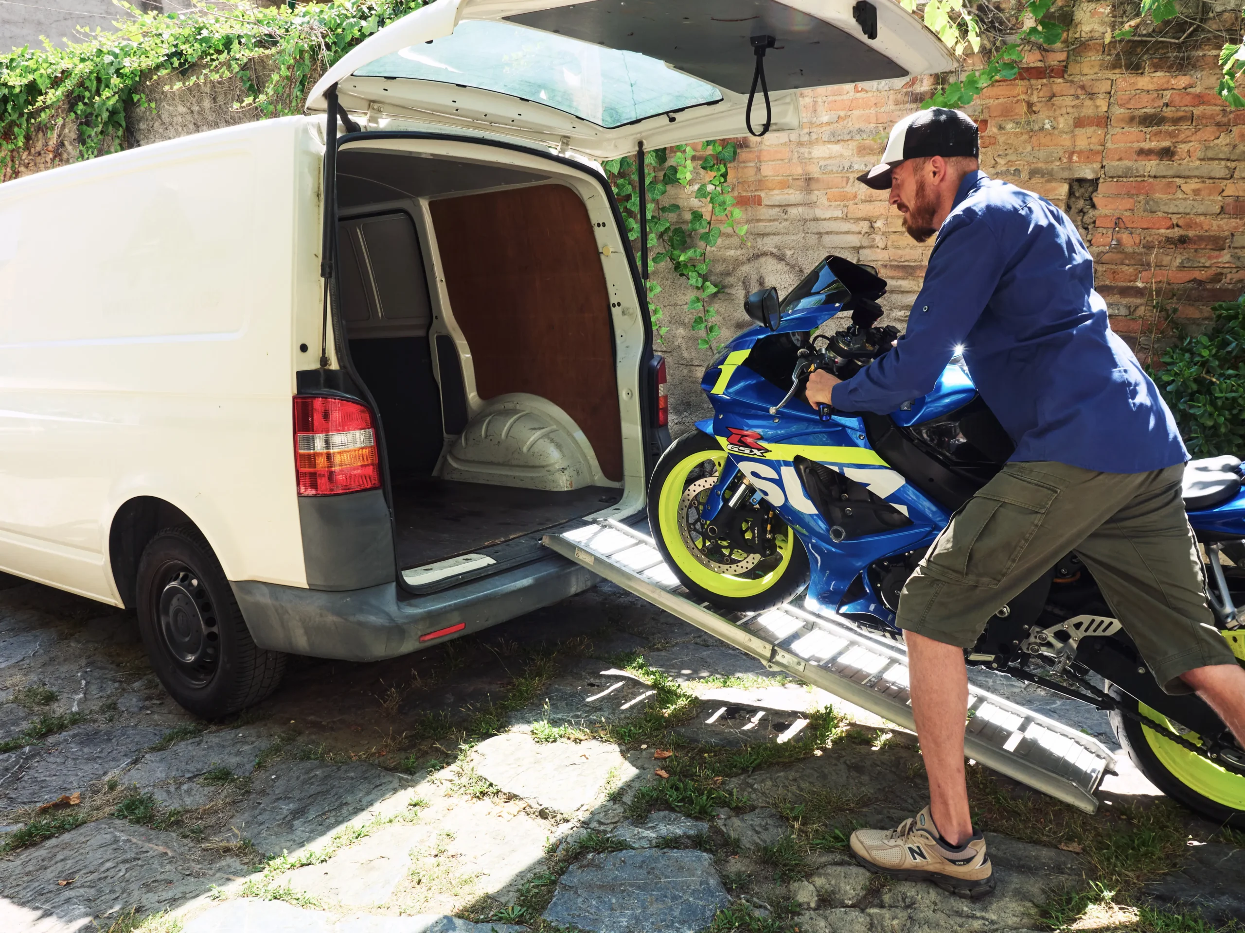 recogida de piezas de motos en Barcelona